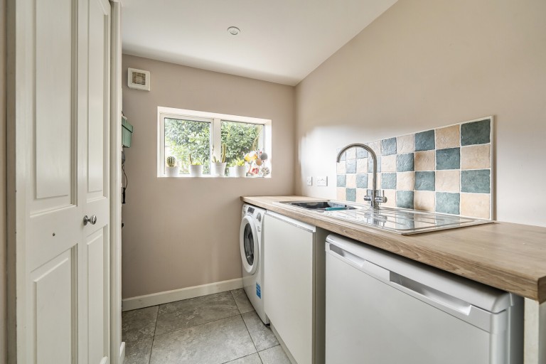 Images for The Horseshoe, Godalming, Surrey