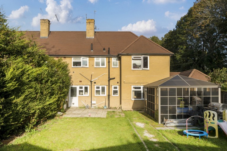 Images for Kingston Avenue, East Horsley, Surrey