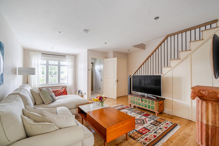 Images for Hillcrest, Weybridge, Surrey