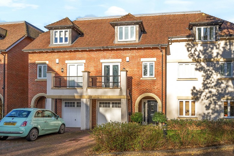 Click the photo for more details of Goodacre Close, Weybridge, Surrey