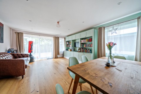 Click the photo for more details of Lime Grove, Woking