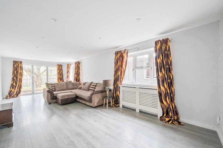 Images for West End, Woking, Surrey