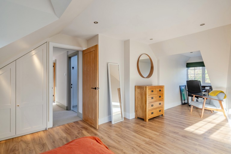 Images for Kingfield, Woking, Surrey