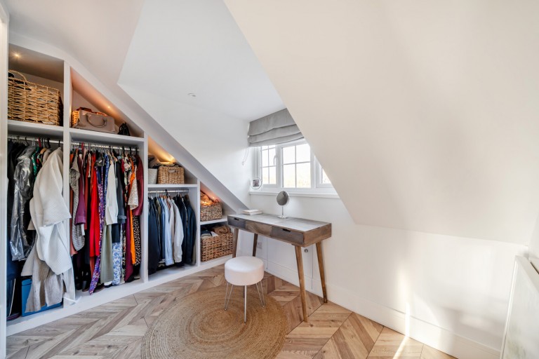 Images for Kingfield, Woking, Surrey