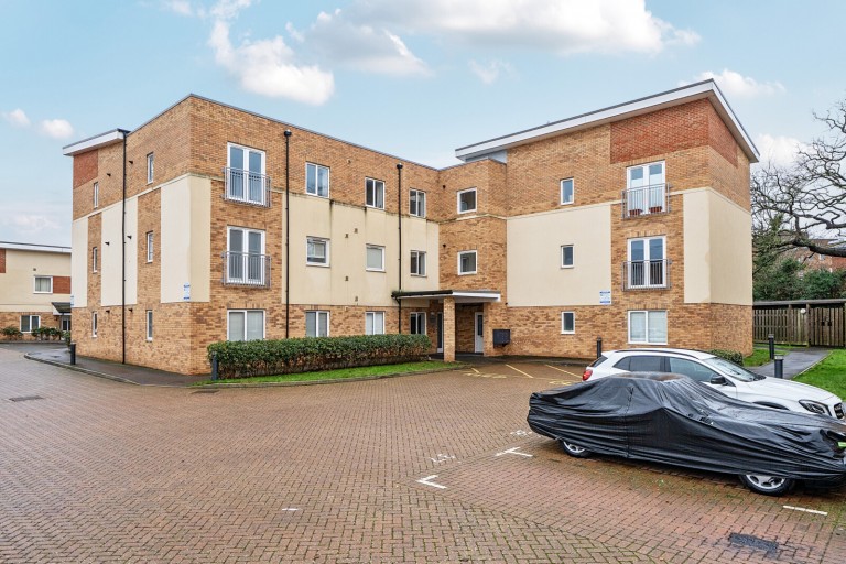 Images for Thornton Close, Leatherhead, Surrey