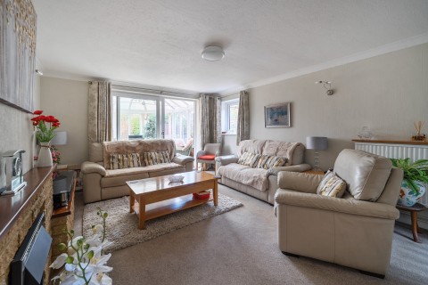 Click the photo for more details of Weywood Lane, Farnham, Surrey