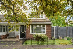 Images for Matthew Arnold Close, Cobham, Surrey