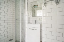 Images for Matthew Arnold Close, Cobham, Surrey