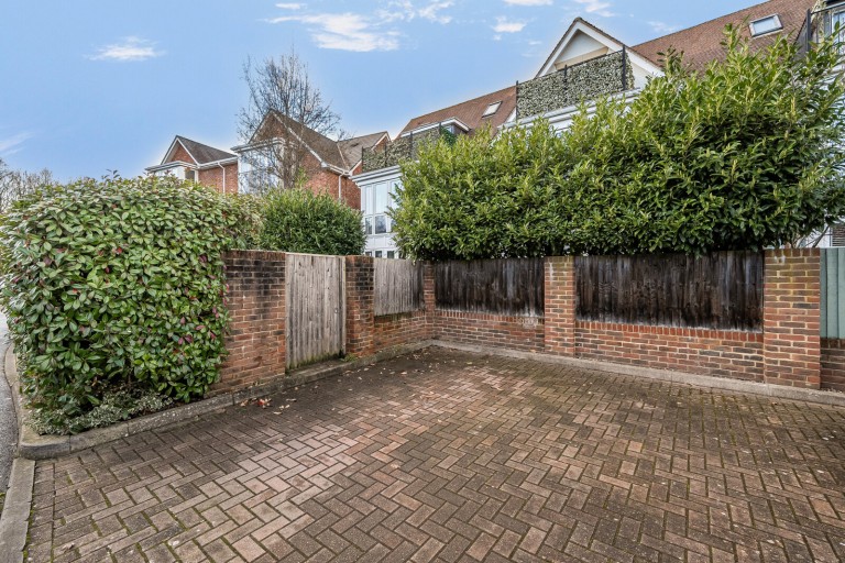 Images for Chobham, Woking, Surrey