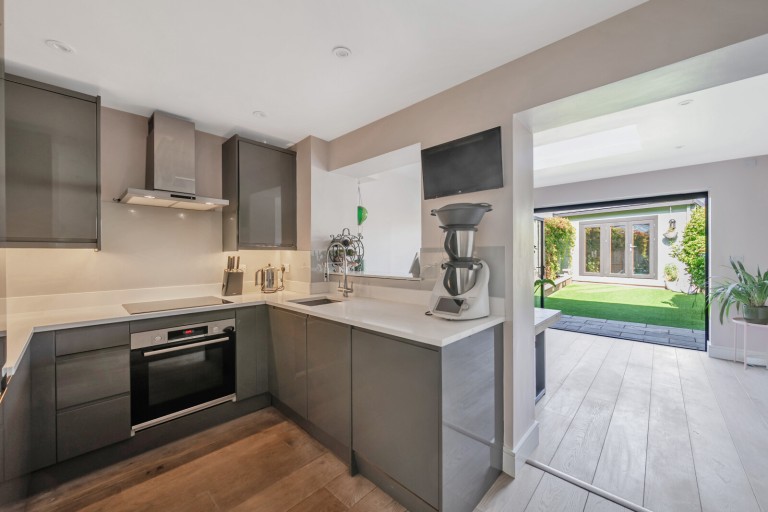 Images for Riverview Gardens, Cobham, Surrey