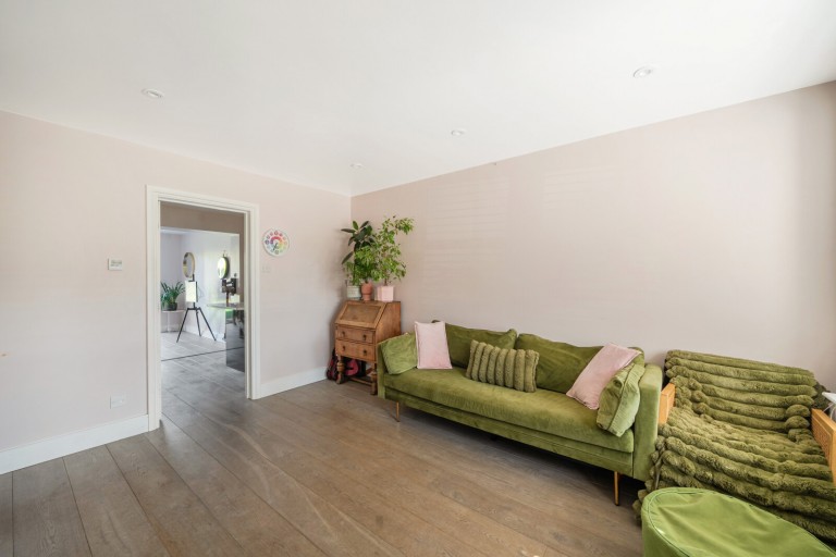 Images for Riverview Gardens, Cobham, Surrey