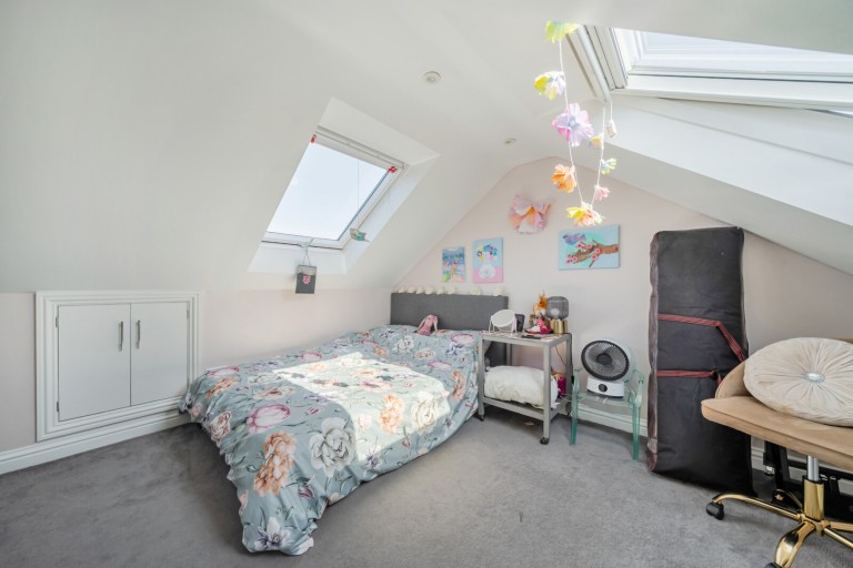Images for Riverview Gardens, Cobham, Surrey