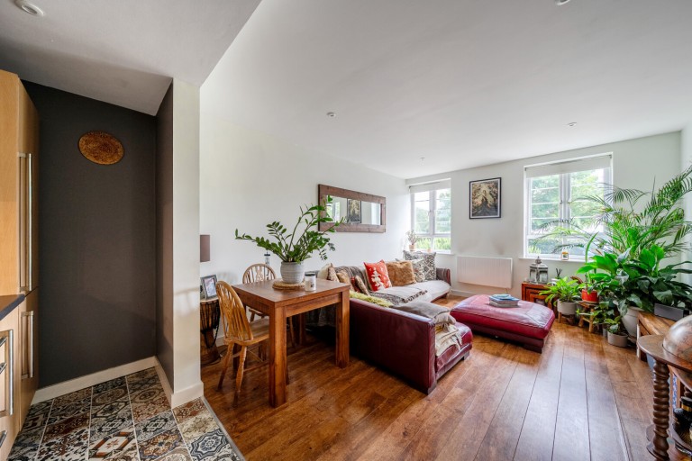Images for Bakersgate Gardens, Pirbright, Woking