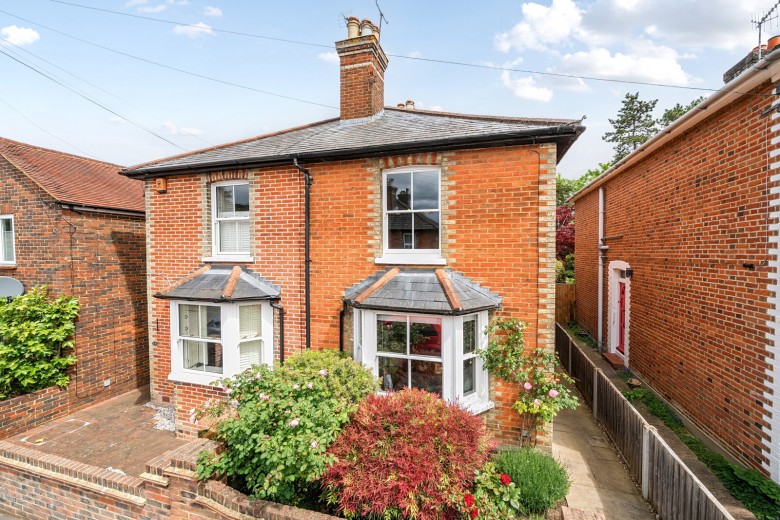 Click the photo for more details of High Path Road, Merrow, Guildford