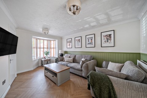 Click the photo for more details of Cater Gardens, Guildford, Surrey