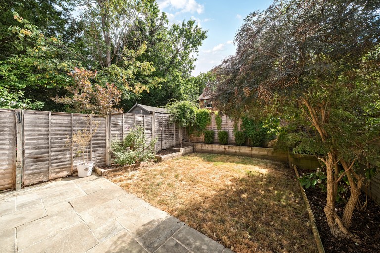 Images for Cater Gardens, Guildford, Surrey