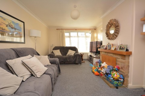 Click the photo for more details of Linnet Drive, Chelmsford, Essex
