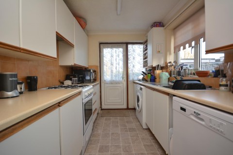 Click the photo for more details of Linnet Drive, Chelmsford, Essex