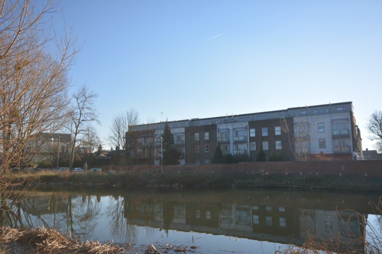 Click the photo for more details of Baddow Road, Chelmsford, Essex