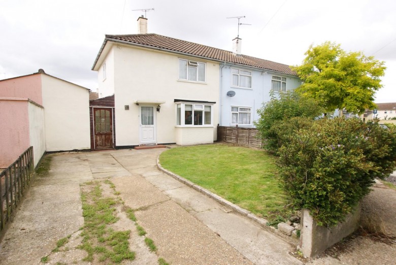 Click the photo for more details of Hainault Grove, Chelmsford, Essex