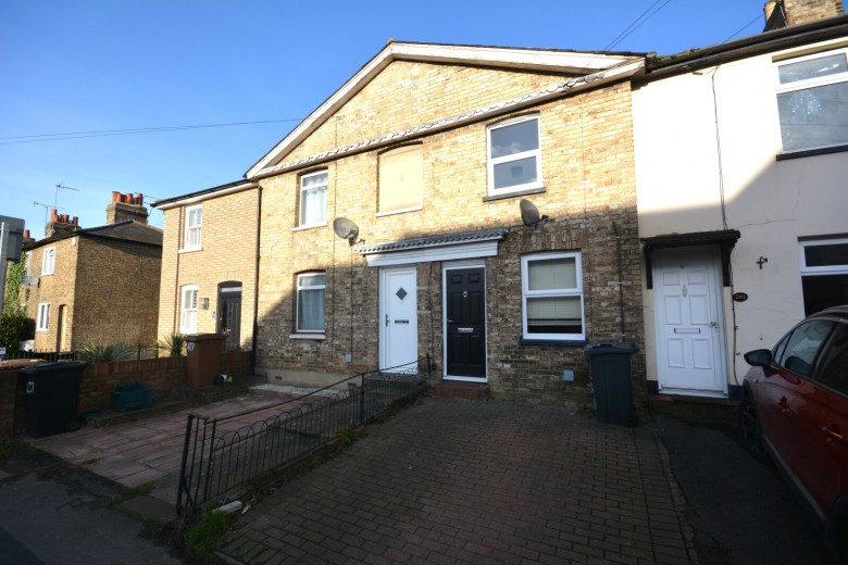 Click the photo for more details of Baddow Road, Chelmsford, Essex