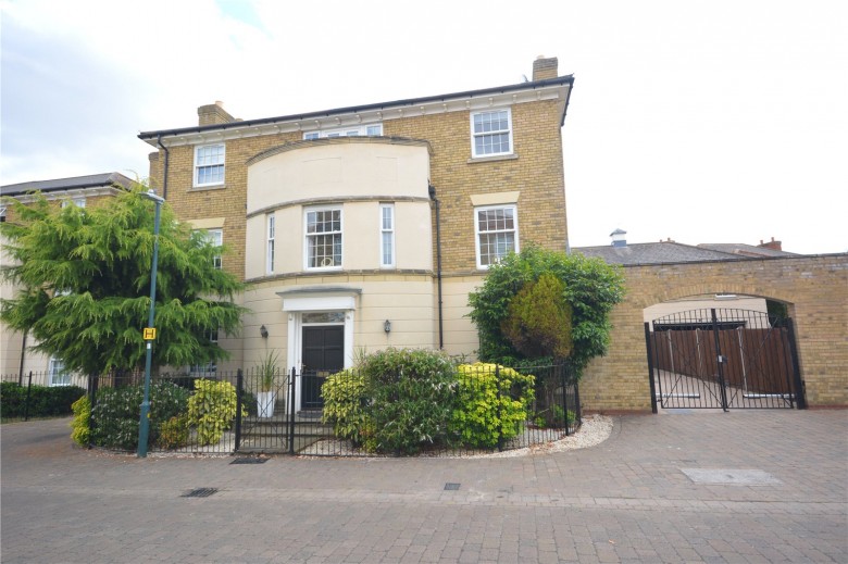 Click the photo for more details of Springfield, Chelmsford, Essex