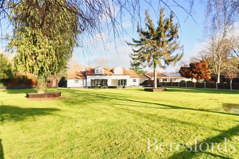 Click the photo for more details of Writtle, Chelmsford, Essex