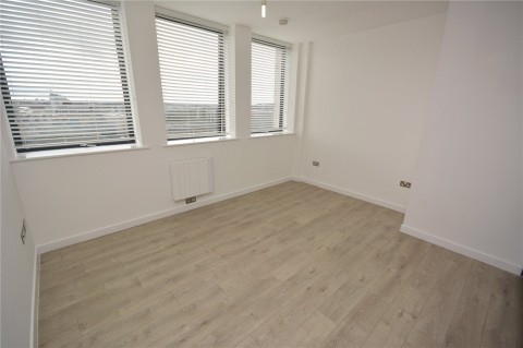 Click the photo for more details of Springfield Road, Chelmsford, Essex