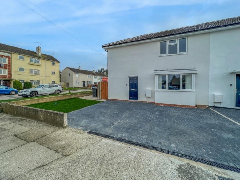 Click the photo for more details of Hainault Grove, Chelmsford, Essex