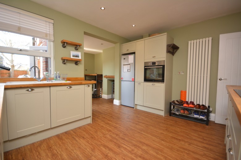 Click the photo for more details of Baddow Road, Chelmsford, Essex