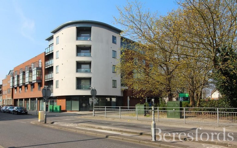 Click the photo for more details of Broomfield Road, Chelmsford, Essex