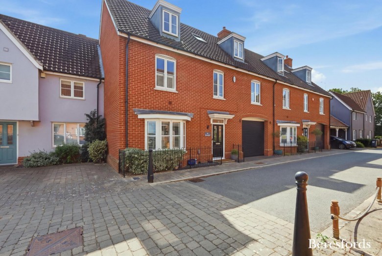 Click the photo for more details of Great Baddow, Chelmsford, Essex