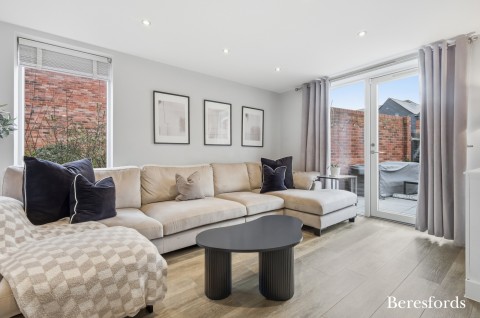 Click the photo for more details of Chelmsford Garden, Chelmsford, Essex