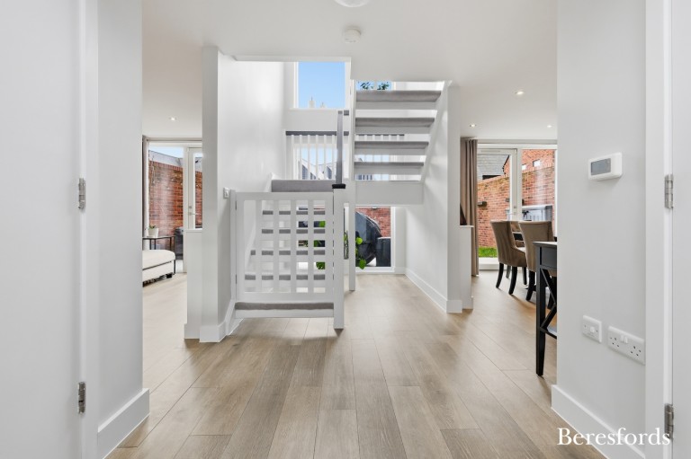 Images for Chelmsford Garden, Chelmsford, Essex