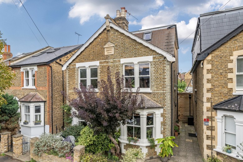 Click the photo for more details of Clifton Road, Kingston Upon Thames, Surrey