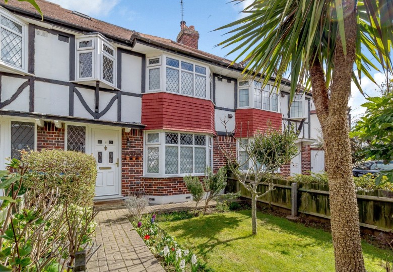 Click the photo for more details of Wolsey Drive, Kingston Upon Thames, Surrey