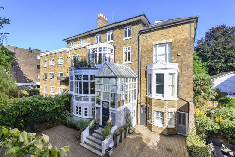 Click the photo for more details of Kingston Hill, Kingston Upon Thames, KT2