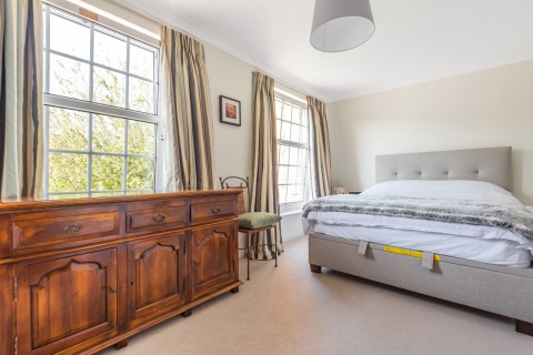 Click the photo for more details of Blenheim Gardens, Kingston Upon Thames, KT2