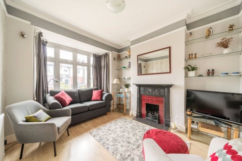 Click the photo for more details of Gloucester Road, Kingston Upon Thames, KT1