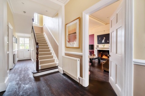 Click the photo for more details of Geneva Road, Kingston Upon Thames, KT1