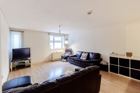 Click the photo for more details of Marina Place, Hampton Wick, Surrey