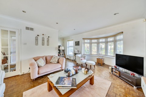 Click the photo for more details of Cotswold Close, Kingston Upon Thames, Surrey