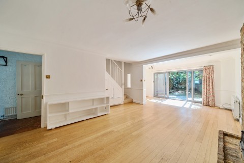 Click the photo for more details of Sandpits Road, Richmond, TW10
