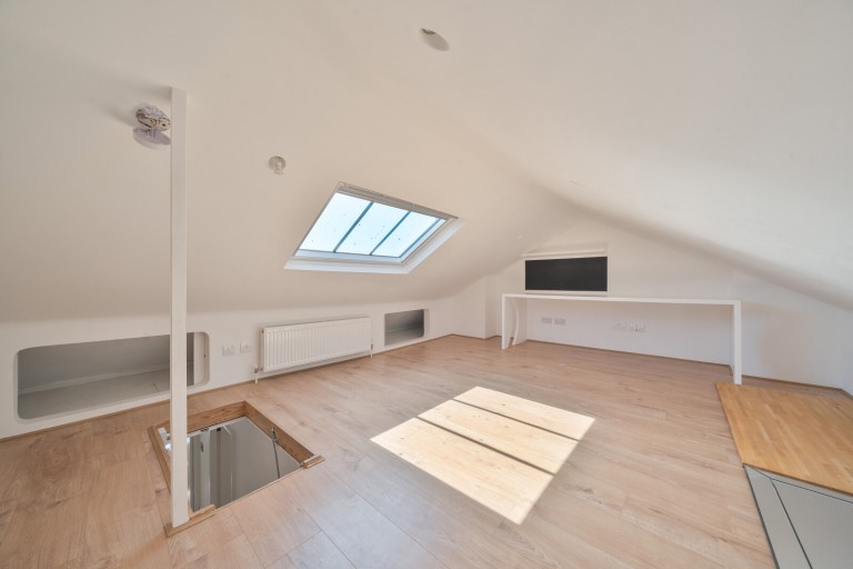 Images for Sandpits Road, Richmond, TW10