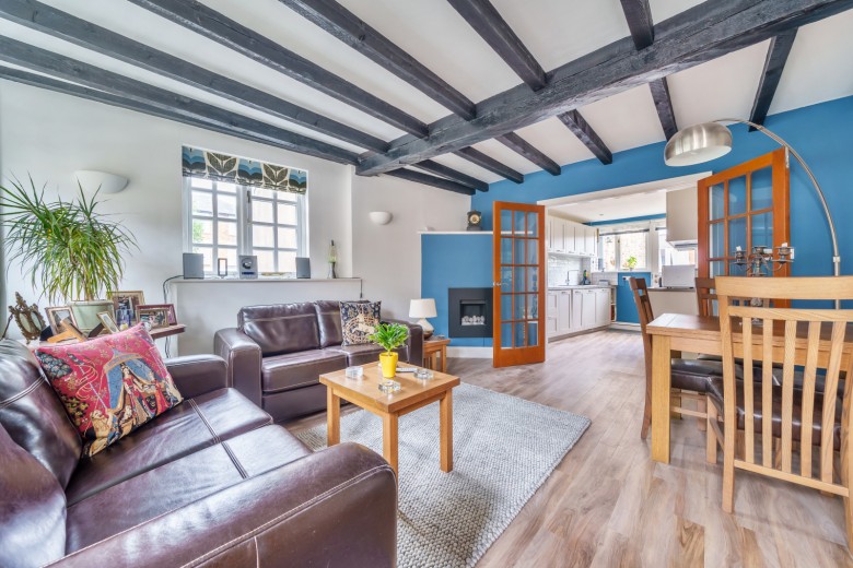 Click the photo for more details of Lower Teddington Road, Hampton Wick, Surrey