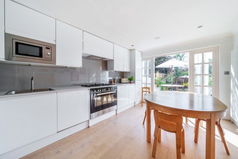 Click the photo for more details of Petersham Road, Richmond, TW10