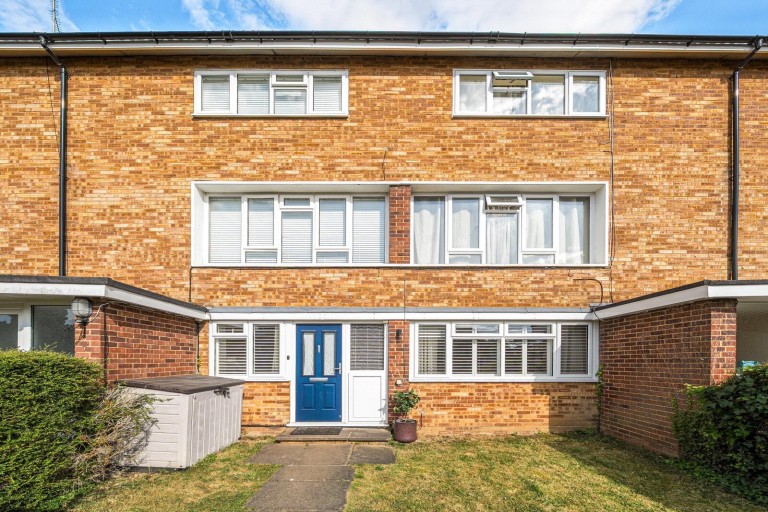 View Full Details for Ardmay Gardens, Surbiton, Surrey
