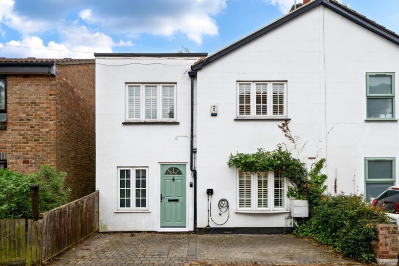 Click the photo for more details of Church Road, Kingston Upon Thames, Surrey