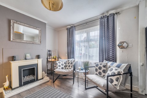 Click the photo for more details of Red Lion Road, Surbiton