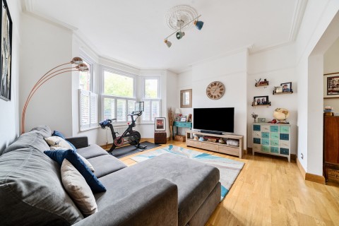 Click the photo for more details of Portland Road, Kingston Upon Thames, KT1